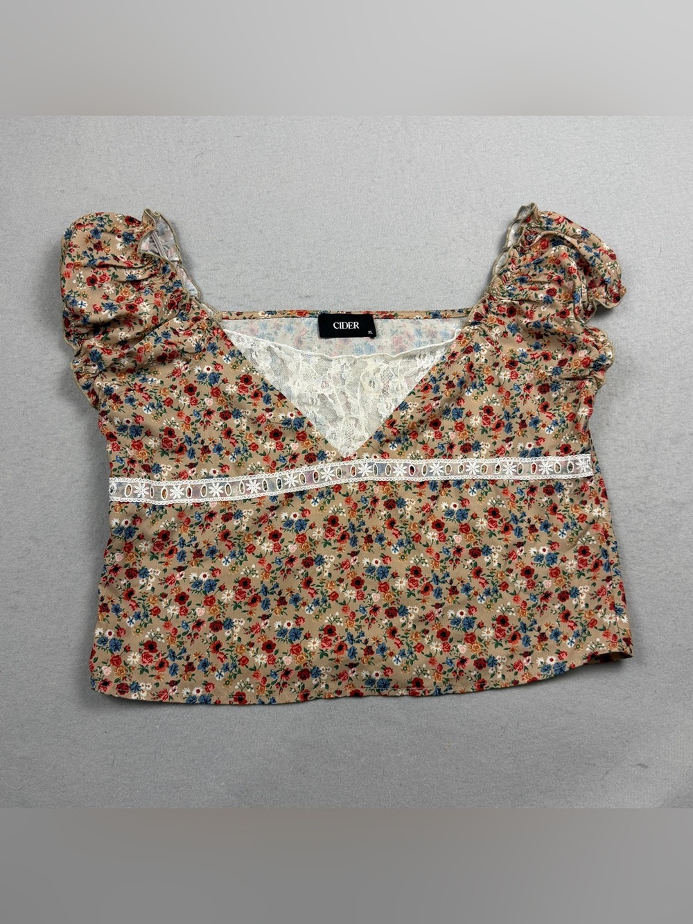 Cider Cottagecore Floral Puff Sleeve Lace Trim Crop Top XL